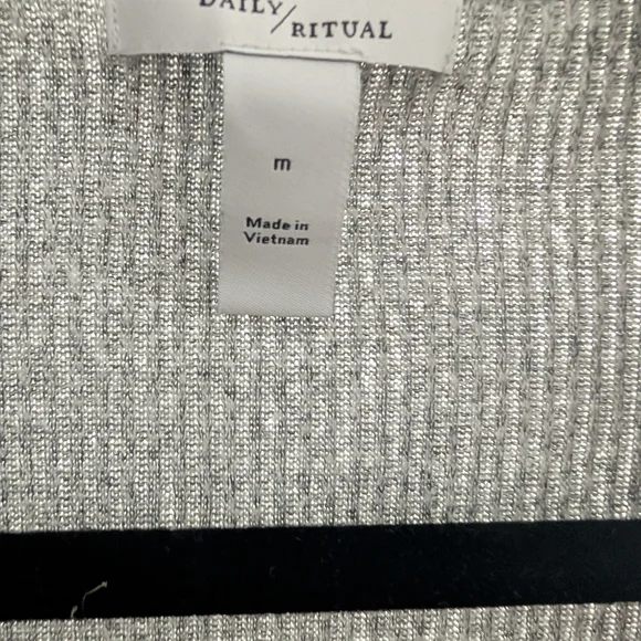 Daily Ritual Gray Cardigan Sweater Lightweight Open-Front - Picture 2 of 3